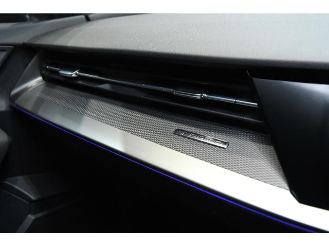 RS3スポーツバック ベースグレード セラミックカーボンブレーキ(フロント)/カラーブレーキキャリパー ブルー・マトリクスLEDヘッドライト・RSダンピングコントロールサスペンション・RSスポーツエキゾーストシステム(26枚目)