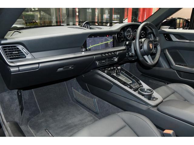９１１ ９１１カレラ　カブリオレ　ＬＥＤマトリックスヘッドライト・スポーツエグゾーストシステム・シートベンチレーション・スポーツクロノパッケージ・パワーステアリングプラス・マルチファンクションＧＴスポーツステアリング（5枚目）