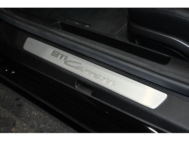 ９１１ ９１１カレラ　カブリオレ　ＬＥＤマトリックスヘッドライト・スポーツエグゾーストシステム・シートベンチレーション・スポーツクロノパッケージ・パワーステアリングプラス・マルチファンクションＧＴスポーツステアリング（12枚目）