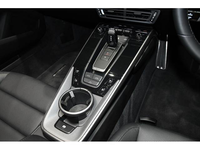 ９１１ ９１１カレラ　カブリオレ　ＬＥＤマトリックスヘッドライト・スポーツエグゾーストシステム・シートベンチレーション・スポーツクロノパッケージ・パワーステアリングプラス・マルチファンクションＧＴスポーツステアリング（14枚目）