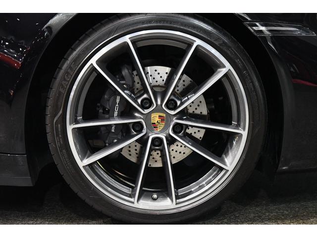 ９１１ ９１１カレラ　カブリオレ　ＬＥＤマトリックスヘッドライト・スポーツエグゾーストシステム・シートベンチレーション・スポーツクロノパッケージ・パワーステアリングプラス・マルチファンクションＧＴスポーツステアリング（30枚目）
