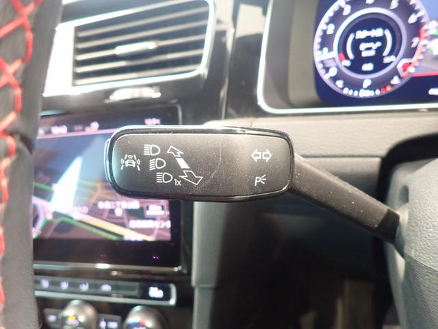 ゴルフＧＴＩ ダイナミック　フルセグＴＶ　アダプティブクルーズ　キーレスエントリー　スマキー　ナビＴＶ　ワンオーナー車　盗難防止　記録簿　ＥＴＣ２．０　横滑り防止装置　アルミホイール（22枚目）
