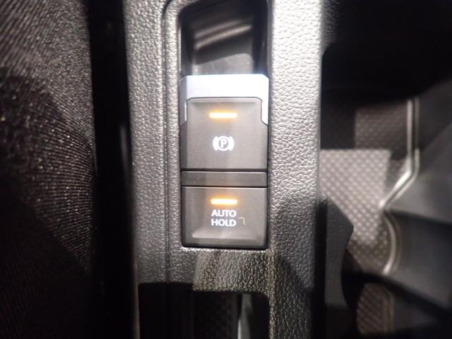 Ｔ－ロック ＴＤＩ　スタイル　１オーナー　記録簿　２．０ＥＴＣ　盗難防止システム　横滑り防止装置　エアバッグ　エアコン　パワーステアリング　キーレスエントリー　アダクティブクルーズコントロール　パワーウィンドウ　ＡＢＳ　本革シート（21枚目）