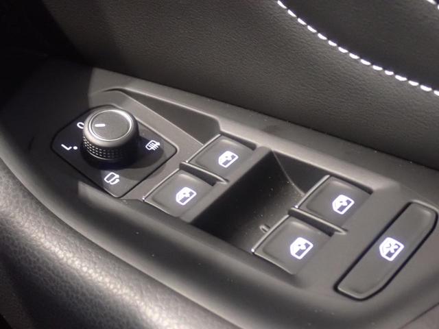 パサートオールトラック TDI 4モーション アドバンス 1オーナー デモカー ブルートゥースオーディオ 衝突被害軽減ブレーキ 禁煙車 パークアシスト シートヒーター レーンアシスト 黒革シート 電動シート パワーテールゲート 4WD(41枚目)