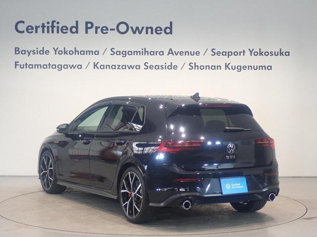 ゴルフＧＴＩ ベースグレード　Ｂｌｕｅｔｏｏｔｈ接続　衝突軽減Ｂ　ＬＥＤヘッドランプ　キーレスエントリー　ターボ　電動格納ミラー　ＡＣＣ　シートＨ　記録簿　ＥＴＣ２．０　アイドリングストップ　サイドエアバッグ　オートエアコン（6枚目）