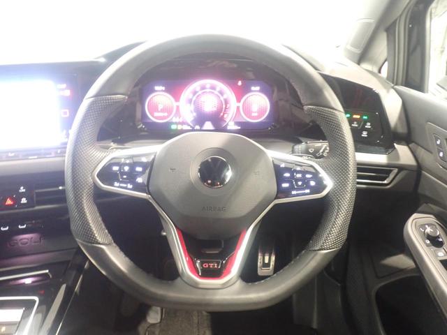 ゴルフＧＴＩ ベースグレード　Ｂｌｕｅｔｏｏｔｈ接続　衝突軽減Ｂ　ＬＥＤヘッドランプ　キーレスエントリー　ターボ　電動格納ミラー　ＡＣＣ　シートＨ　記録簿　ＥＴＣ２．０　アイドリングストップ　サイドエアバッグ　オートエアコン（10枚目）