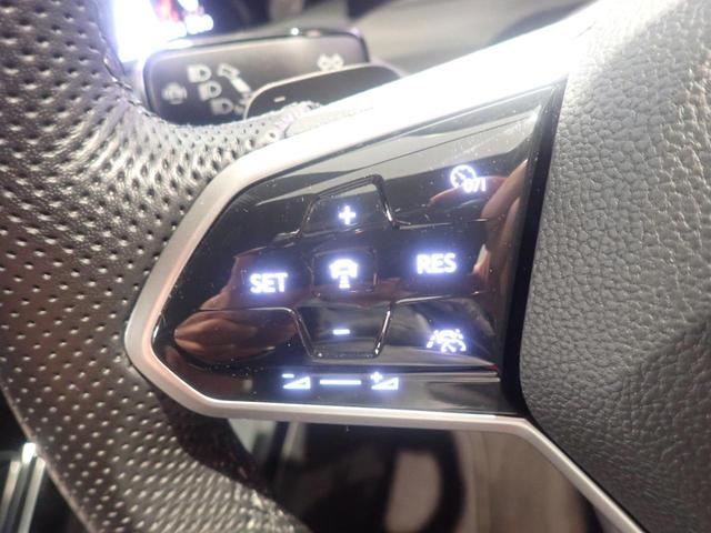 ゴルフＧＴＩ ベースグレード　Ｂｌｕｅｔｏｏｔｈ接続　衝突軽減Ｂ　ＬＥＤヘッドランプ　キーレスエントリー　ターボ　電動格納ミラー　ＡＣＣ　シートＨ　記録簿　ＥＴＣ２．０　アイドリングストップ　サイドエアバッグ　オートエアコン（31枚目）