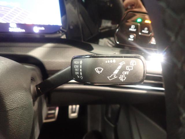 ゴルフＧＴＩ ベースグレード　Ｂｌｕｅｔｏｏｔｈ接続　衝突軽減Ｂ　ＬＥＤヘッドランプ　キーレスエントリー　ターボ　電動格納ミラー　ＡＣＣ　シートＨ　記録簿　ＥＴＣ２．０　アイドリングストップ　サイドエアバッグ　オートエアコン（34枚目）