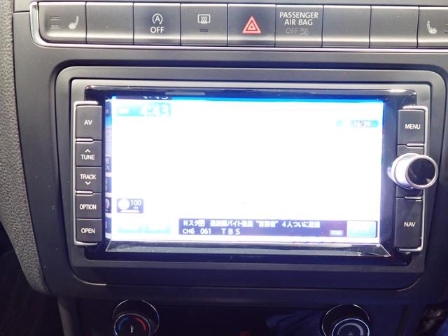 ポロ TSIハイライン マイスター アルミホイール フルセグ キーレス 前席シートヒーター ETC オートエアコン オートライト カーテンエアバッグ メモリーナビ 前車追従機能 LEDヘッド(13枚目)