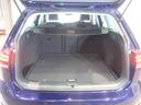 荷室は荷物を隠せるトノカバー付！充分な荷室の広さです！