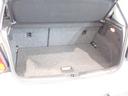 荷室は荷物を隠せるトノカバー付！充分な荷室の広さです！