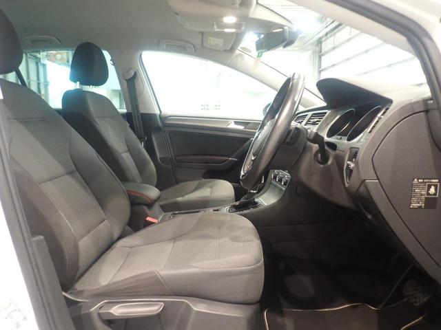 ゴルフ ＴＳＩコンフォートライン　コネクト　ターボ　フルセグ　メモリーナビ　スマートキー　オートライト　ブルートゥースオーディオ　リアカメラ　横滑り防止装置　追従クルーズ　ＡＷ（14枚目）