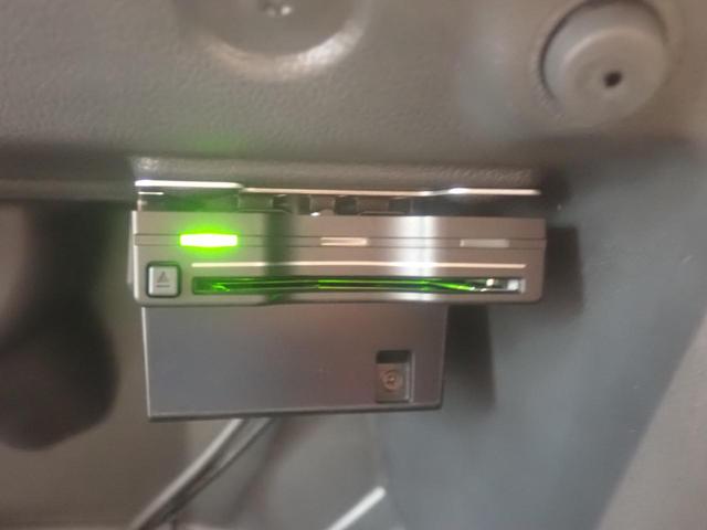 ポロ TSIハイライン 地デジ キーレスエントリー ヒーター 自動追従 ETC2.0 LEDライト ナビTV オートライト オートエアコン 電動格納ドアミラー(15枚目)