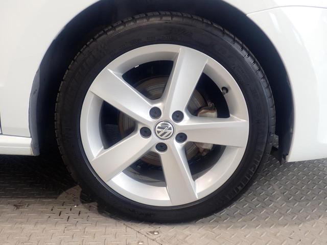 ポロ TSIハイライン 地デジ キーレスエントリー ヒーター 自動追従 ETC2.0 LEDライト ナビTV オートライト オートエアコン 電動格納ドアミラー(18枚目)