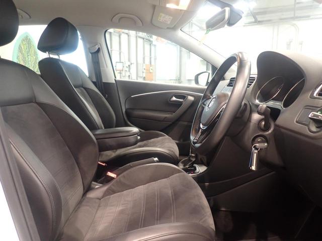 ポロ TSIハイライン 地デジ キーレスエントリー ヒーター 自動追従 ETC2.0 LEDライト ナビTV オートライト オートエアコン 電動格納ドアミラー(28枚目)