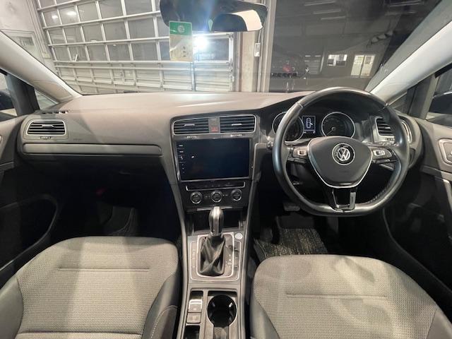 ゴルフヴァリアント ＴＳＩ　コンフォートライン（8枚目）