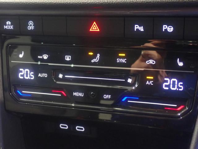 T-ロック TSI スタイル パワーウィンドウ ブルートゥースオーディオ 本革シート 電動格納ミラー エアコン ABS キーレスエントリー パワーステアリング 盗難防止システム アダクティブクルーズコントロール オートライト(28枚目)