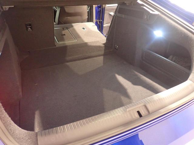 アルテオン ＴＳＩ　４モーション　Ｒラインアドバンス　レザー　盗難防止　ＥＴＣ２．０　オートクルーズコントロール　１オーナー　アルミホイール　パワーシート　シートヒーター　スマートキー　サイドエアバッグ　記録簿　ＥＳＣ（23枚目）