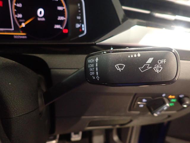 アルテオン ＴＳＩ　４モーション　Ｒラインアドバンス　レザー　盗難防止　ＥＴＣ２．０　オートクルーズコントロール　１オーナー　アルミホイール　パワーシート　シートヒーター　スマートキー　サイドエアバッグ　記録簿　ＥＳＣ（33枚目）