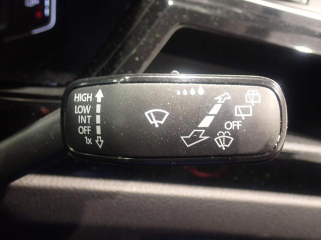 ゴルフトゥーラン ＴＤＩ　ハイライン　衝突軽減Ｂ　オートエアコン　ブルートゥースオーディオ　シートＨ　キーフリー　サイドエアバッグ　横滑り防止装置　盗難防止システム　２．０ＥＴＣ　アルミホイール　ＬＥＤヘッドライト　スマキー　記録簿（37枚目）