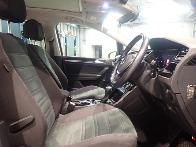 ゴルフトゥーラン ＴＤＩ　ハイライン　衝突軽減Ｂ　オートエアコン　ブルートゥースオーディオ　シートＨ　キーフリー　サイドエアバッグ　横滑り防止装置　盗難防止システム　２．０ＥＴＣ　アルミホイール　ＬＥＤヘッドライト　スマキー　記録簿（39枚目）