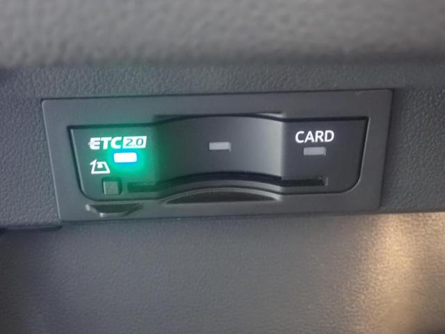 VOLKSWAGEN GOLF TOURAN TDI PREMIUM