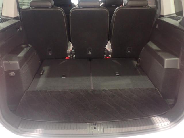 VOLKSWAGEN GOLF TOURAN TDI PREMIUM
