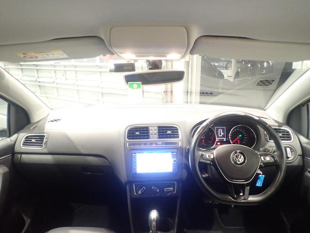 ポロ プレミアムエディションナビパッケージ　地デジ　Ｂｌｕｅｔｏｏｔｈ　エアコン　ＥＴＣ（10枚目）