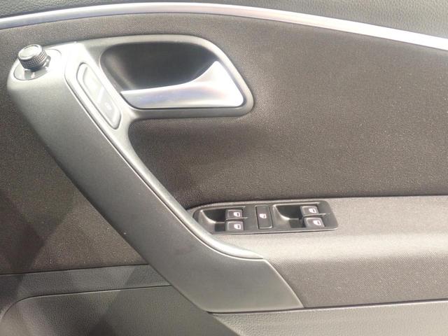 ポロ プレミアムエディションナビパッケージ　地デジ　Ｂｌｕｅｔｏｏｔｈ　エアコン　ＥＴＣ（29枚目）