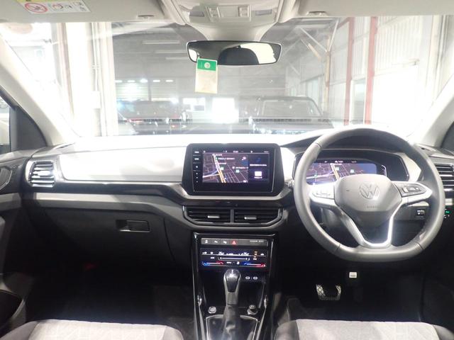 T-クロス TSI アクティブ アダプティブクルーズ 禁煙 スマートキー 運転席エアバック パワーウインドー ワンオーナー 助手席エアバッグ ETC2.0 エアコン パワーステアリング 点検記録簿 ABS アルミホイール ESC(9枚目)