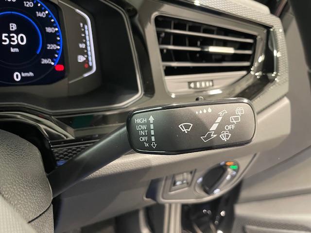 ポロ TSIアクティブ NAVI アルミホイール ETC2.0 パワーステアリング 記録簿(26枚目)