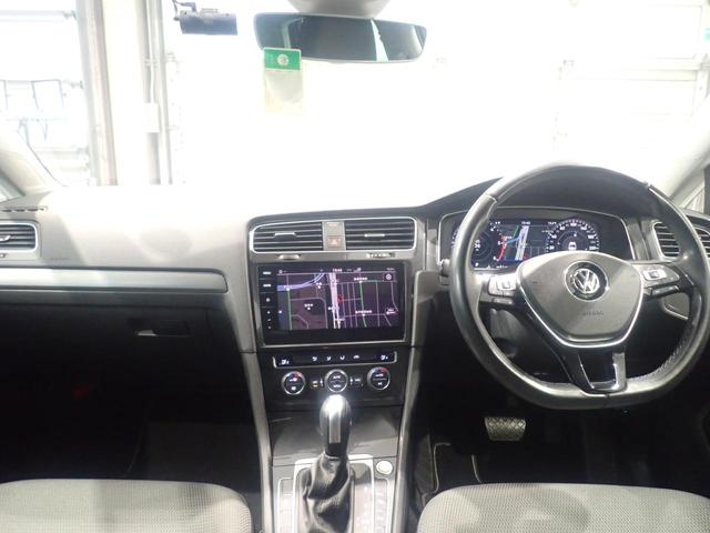 ゴルフ TDIコンフォートライン マイスター Bluetooth接続 LEDヘッド 地デジ ETC2.0 オートエアコン サイドエアバッグ パワーウィンドウ 盗難防止 ナビTV 衝突軽減B アダプティブクルーズコントロール アルミホイール 記録簿(9枚目)