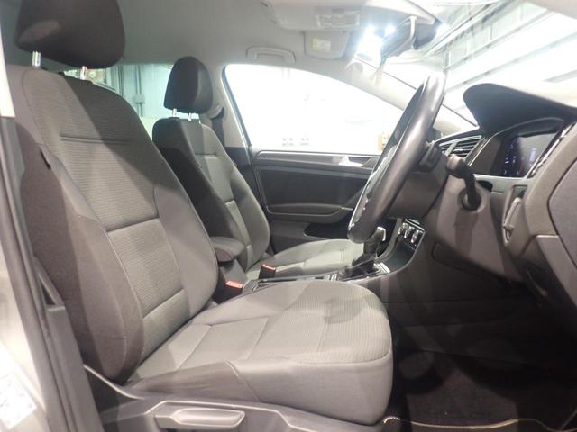 ゴルフ TDIコンフォートライン マイスター Bluetooth接続 LEDヘッド 地デジ ETC2.0 オートエアコン サイドエアバッグ パワーウィンドウ 盗難防止 ナビTV 衝突軽減B アダプティブクルーズコントロール アルミホイール 記録簿(14枚目)