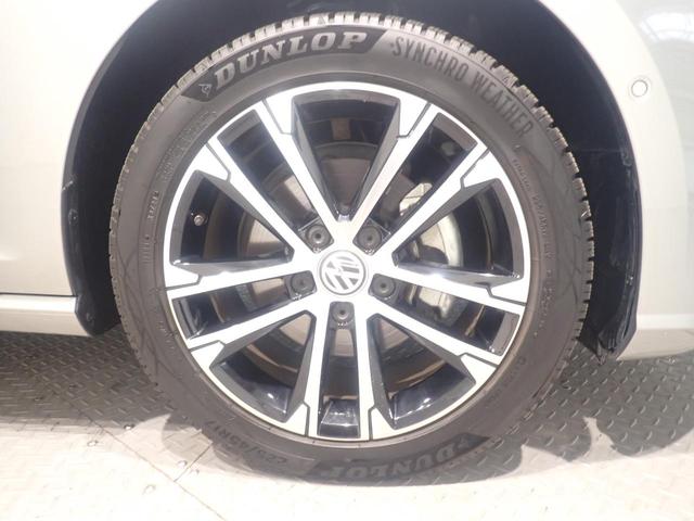 ゴルフ TDIコンフォートライン マイスター Bluetooth接続 LEDヘッド 地デジ ETC2.0 オートエアコン サイドエアバッグ パワーウィンドウ 盗難防止 ナビTV 衝突軽減B アダプティブクルーズコントロール アルミホイール 記録簿(24枚目)