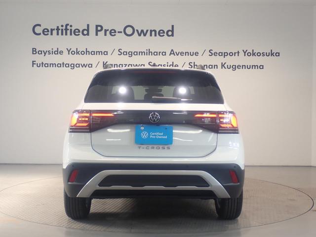 T-クロス TSI アクティブ アダプティブクルーズ デモカー LEDライト Bluetoothオーディオ スマートキー 運転席エアバック ルーフレール オートライト LKA パワーウインドー 助手席エアバッグ ETC2.0 ABS(5枚目)