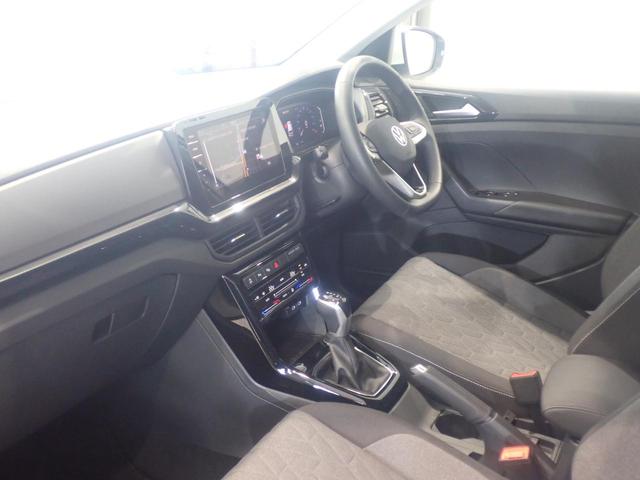 T-クロス TSI アクティブ アダプティブクルーズ デモカー LEDライト Bluetoothオーディオ スマートキー 運転席エアバック ルーフレール オートライト LKA パワーウインドー 助手席エアバッグ ETC2.0 ABS(11枚目)
