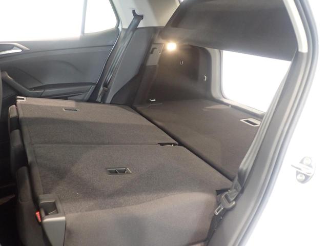 T-クロス TSI アクティブ アダプティブクルーズ デモカー LEDライト Bluetoothオーディオ スマートキー 運転席エアバック ルーフレール オートライト LKA パワーウインドー 助手席エアバッグ ETC2.0 ABS(41枚目)