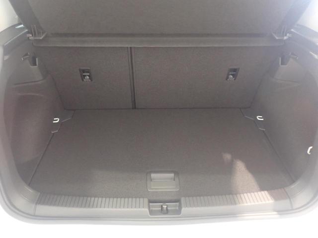 T-クロス TSI アクティブ アダプティブクルーズ デモカー LEDライト Bluetoothオーディオ スマートキー 運転席エアバック ルーフレール オートライト LKA パワーウインドー 助手席エアバッグ ETC2.0 ABS(43枚目)