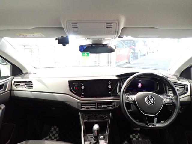 ポロ TSIコンフォートライン アダプティブクルーズコントロール オートライト LEDヘッドランプ スマートキー 電動ミラー ETC2.0 ターボ キーレスエントリー NAVI エアコン パワーステアリング エアバッグ メモリーナビ(10枚目)