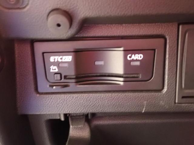 ポロ TSIコンフォートライン アダプティブクルーズコントロール オートライト LEDヘッドランプ スマートキー 電動ミラー ETC2.0 ターボ キーレスエントリー NAVI エアコン パワーステアリング エアバッグ メモリーナビ(16枚目)