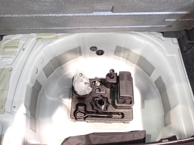 ポロ TSIコンフォートライン アダプティブクルーズコントロール オートライト LEDヘッドランプ スマートキー 電動ミラー ETC2.0 ターボ キーレスエントリー NAVI エアコン パワーステアリング エアバッグ メモリーナビ(47枚目)