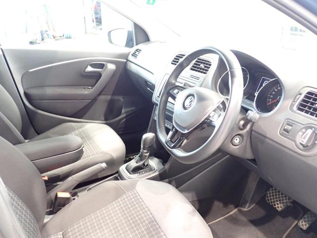 ポロ アクティブ オートエアコン 盗難防止装置 フルセグ ETC アルミホイール オートライト(12枚目)