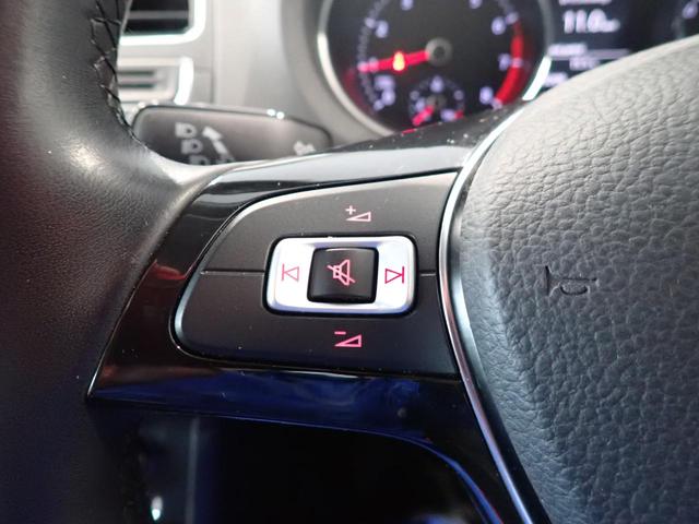 ポロ アクティブ オートエアコン 盗難防止装置 フルセグ ETC アルミホイール オートライト(23枚目)