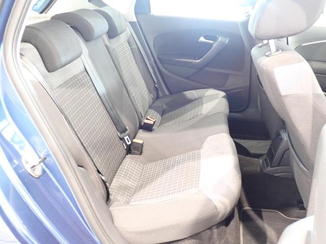 ポロ アクティブ オートエアコン 盗難防止装置 フルセグ ETC アルミホイール オートライト(27枚目)