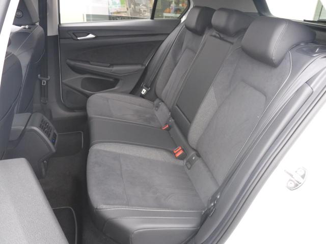 ゴルフ ＴＤＩスタイル　Ｄｅｍｏｃａｒ　ナビゲーション　追従型アダプティブクルーズ　２０００ｃｃクリーンディーゼルターボ　デジタルコックピットメーター　ＬＥＤヘッドライト　１７インチ新デザインホイール　禁煙　パークアシスト（27枚目）