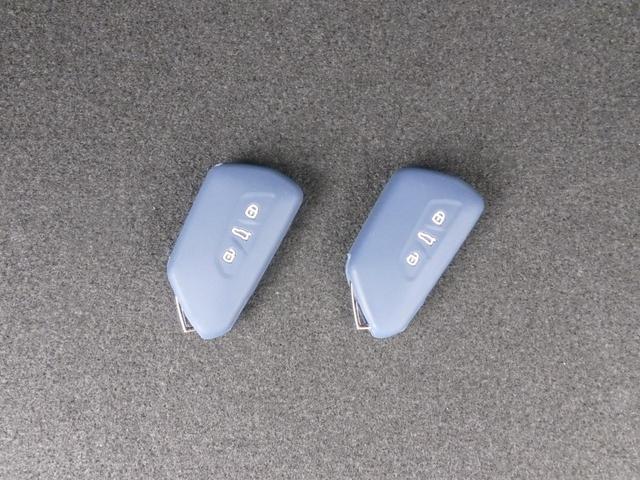 ゴルフ ＴＤＩスタイル　Ｄｅｍｏｃａｒ　ナビゲーション　追従型アダプティブクルーズ　２０００ｃｃクリーンディーゼルターボ　デジタルコックピットメーター　ＬＥＤヘッドライト　１７インチ新デザインホイール　禁煙　パークアシスト（36枚目）