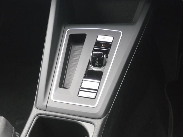 ゴルフ ｅＴＳＩアクティブ　Ｄｅｍｏｃａｒ　アダプティブクルーズコントロール　カーテンエアーバッグ　１５００ｃｃターボ　オートエアコン　保証書　１６インチホイール　ＬＥＤヘッドライト　デジタルコックピット（22枚目）