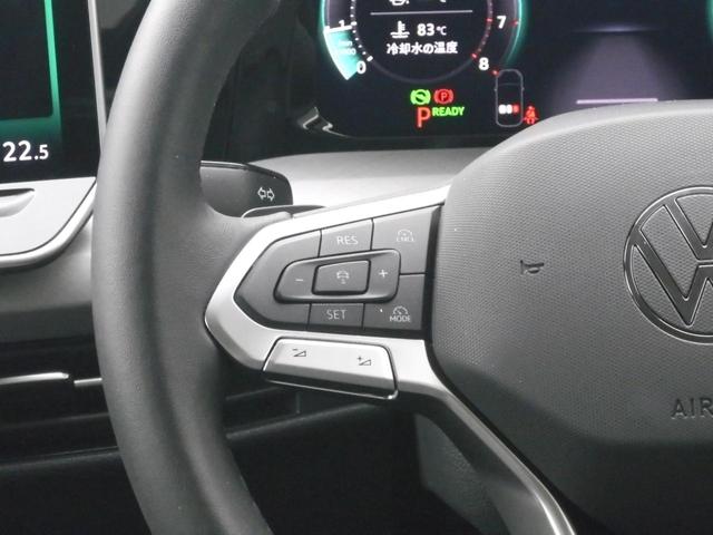 ゴルフ ｅＴＳＩアクティブ　Ｄｅｍｏｃａｒ　アダプティブクルーズコントロール　カーテンエアーバッグ　１５００ｃｃターボ　オートエアコン　保証書　１６インチホイール　ＬＥＤヘッドライト　デジタルコックピット（24枚目）
