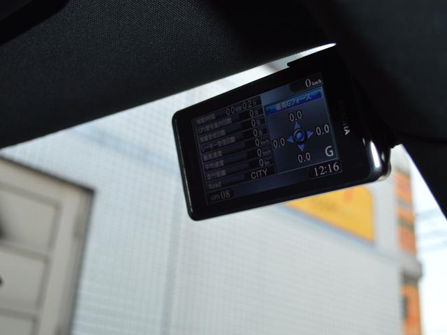 TSI ビルシュタインサスショック レムスマフラー 運転席レカロシート スロットルコントローラー ブレンボキャリパー 追加ブースト計 パナナビTV ドラレコ ETC HID アシュラレーダー 社外セキュリティ(28枚目)