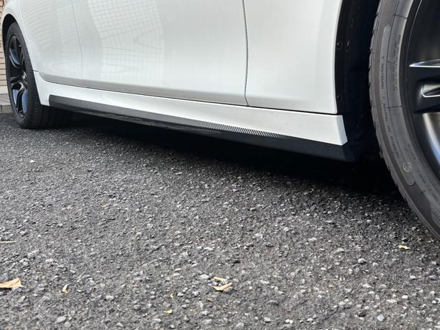 ５シリーズ ５２３ｉ　Ｍスポーツパッケージ　サンルーフ　レムス４本出しマフラー　ハーマンフロントリップ　リアカーボンディフューザー　ブラックペイント純正ＡＷ　ＩＤＲＩＶＥナビＴＶバックカメラ　ミラーＥＴＣ　コンフォートアクセスプッシュスタート（47枚目）